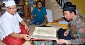Al Qur’an Kuno Khas Bali, Tulisan Tangan Muallaf Keluarga Puri Singaraja