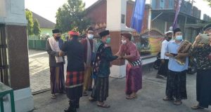Toleransi Idul Fitri di Bali: Pecalang Jaga Shalat Id