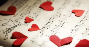 Senandung Cinta: Pandangan Imam Al-Ghazali Tentang Musik
