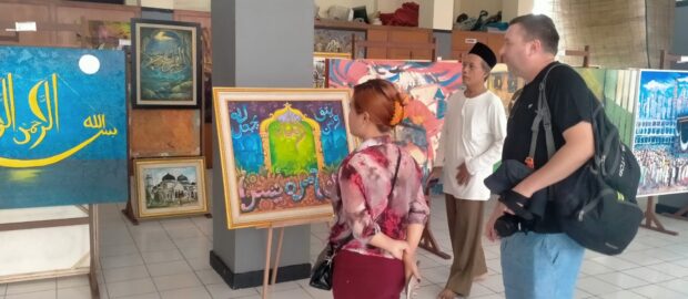 Pameran Pertama Terbesar Kaligrafi Islam di Bali